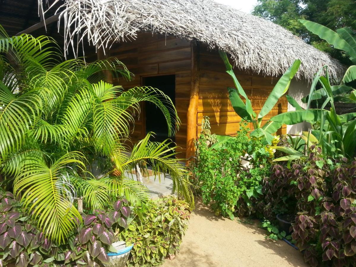 Garden Cottage Arugambay Arugam Bay Ruang foto